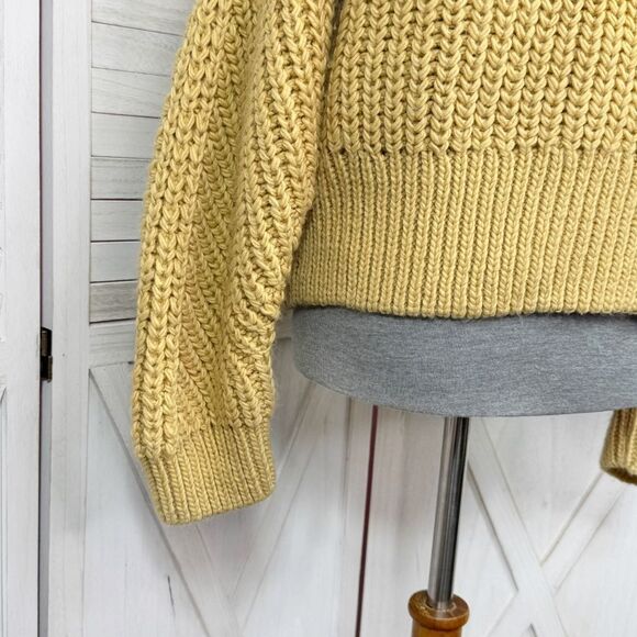 H&M Chunky Knit Funnel Neck Barrel Sleeve Crop Sweater Yellow Medium - Picture 6 of 12